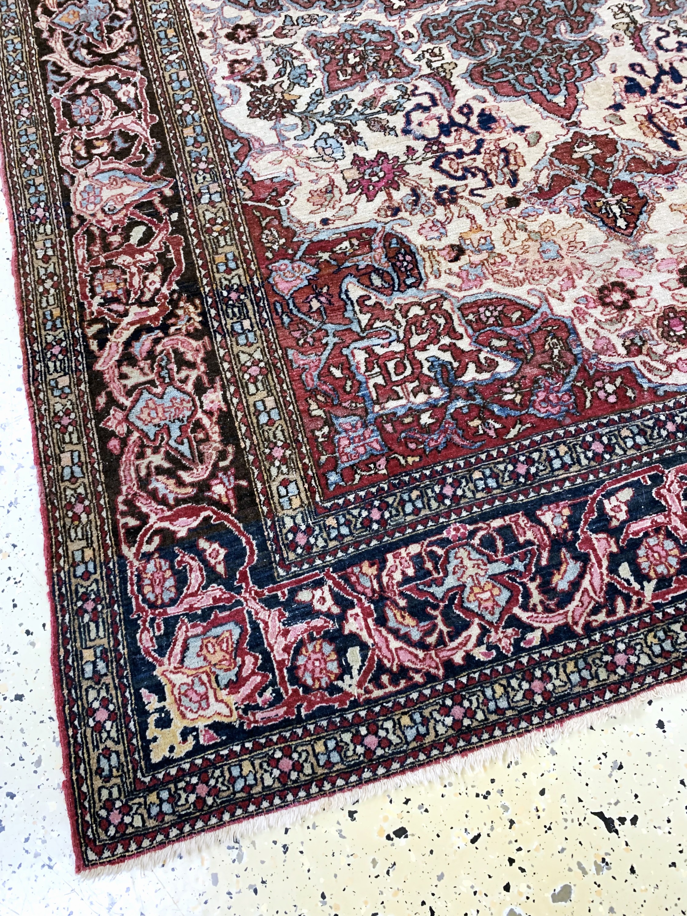 Detail b: Esfahan antik, Persien, um 1900, Wolle auf Baumwolle, ca. 200 x 140 cm, EHZ: 3
