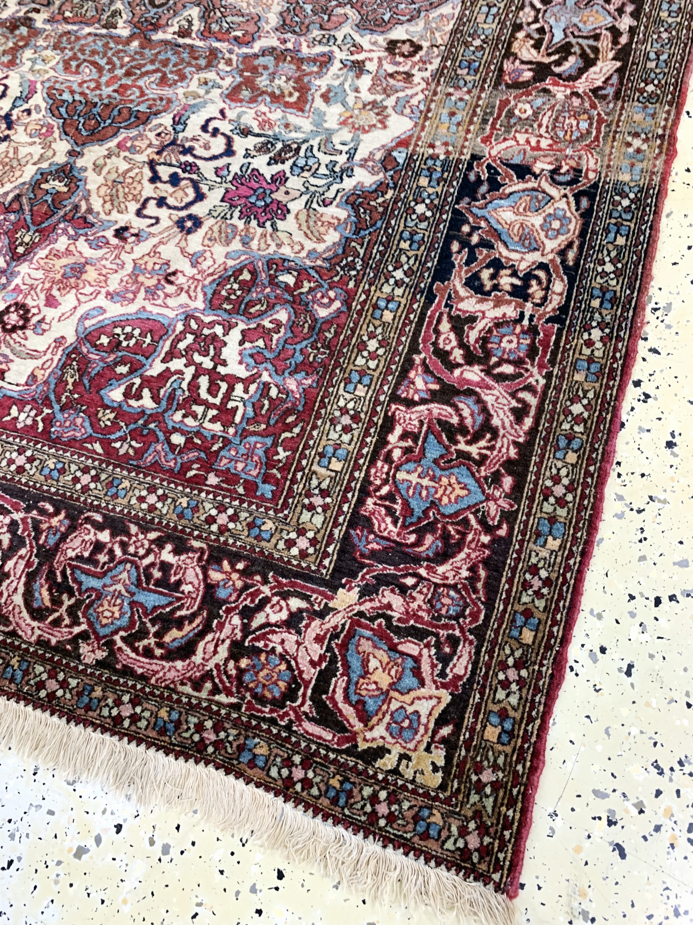 Detail d: Esfahan antik, Persien, um 1900, Wolle auf Baumwolle, ca. 200 x 140 cm, EHZ: 3