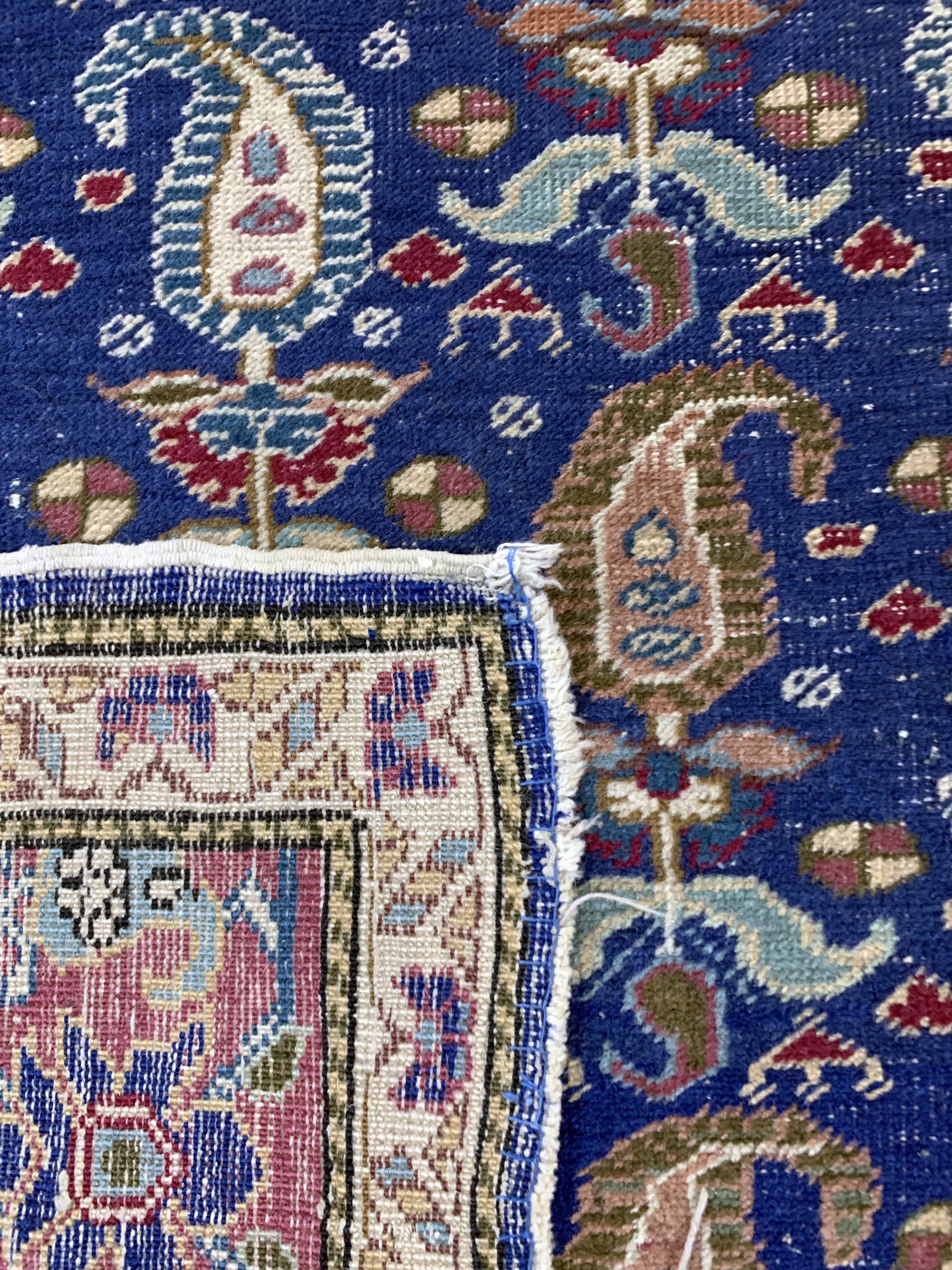 Detail d: Giordes alt, Türkei, Anfang 20.Jhd, Wolle auf Baumwolle, ca. 173 x 120 cm, EHZ: 3