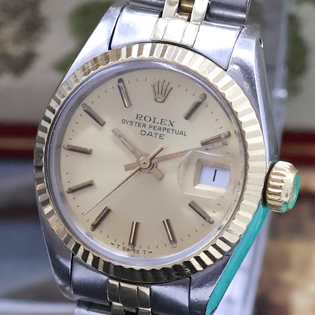 Detail a: ROLEX Damenarmbanduhr Oyster Perpetual Date Referenz 6917, Automatik, Schweiz um 1980, Boden und Krone verschr., ab Herst. wasserd., Jubileeband m. ...