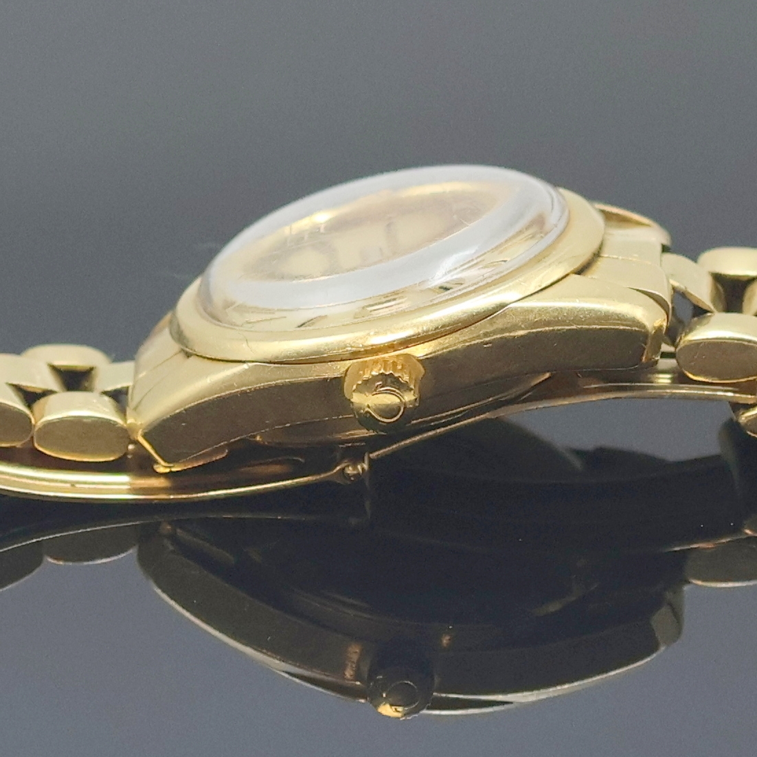 Detail c: OMEGA Seamaster Damenarmbanduhr in GG 750/000 Referenz 566.0013, Schweiz 1960er Jahre, Automatik, orig. Goldband m. Faltschl., verschr. Boden m. ...