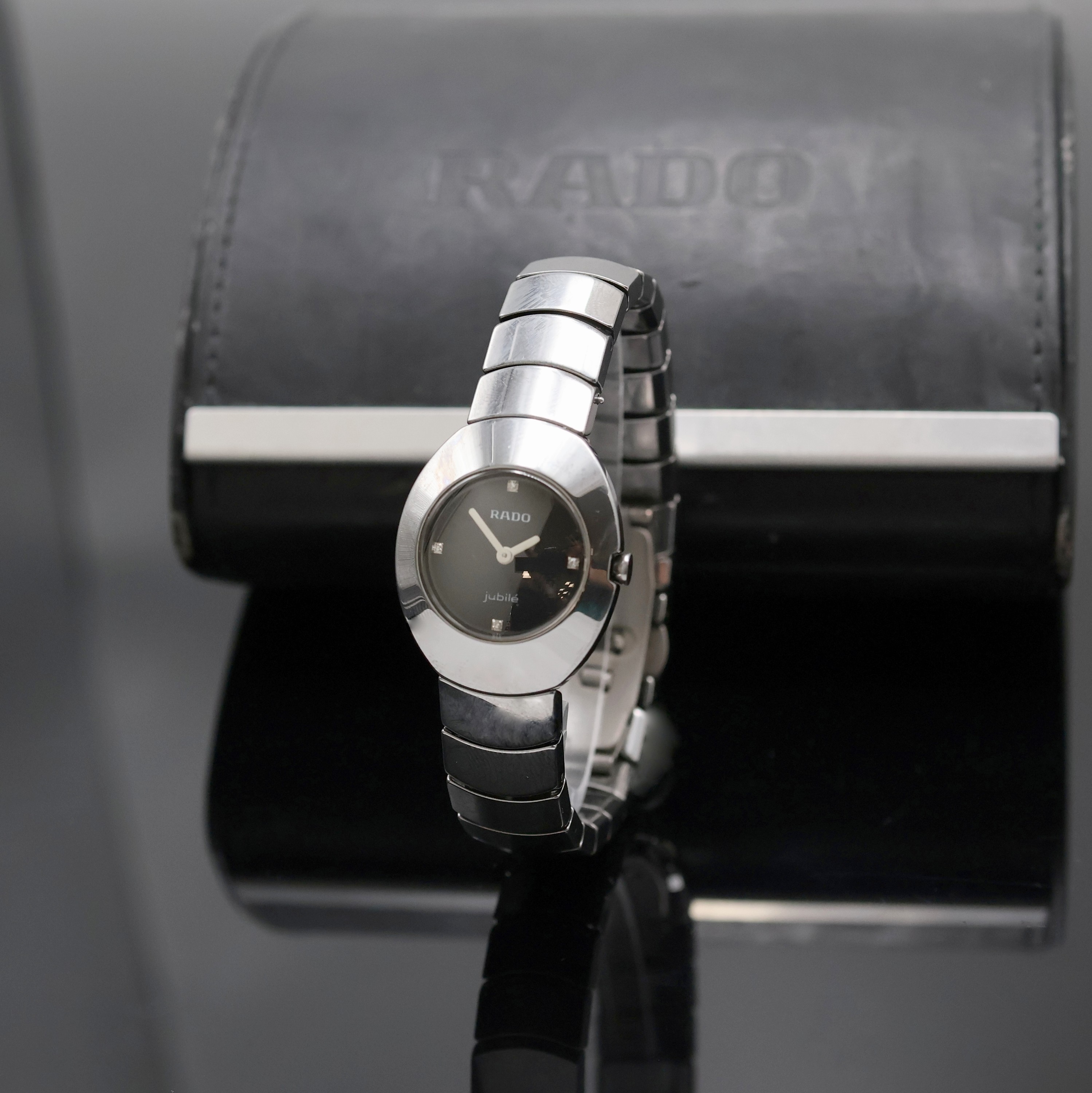 RADO Damenarmbanduhr Ovation Referenz 153.0495.3, Schweiz um 2008, quarz, Keramikgeh. inkl. Gliederband m. dopp. Faltschl., Titanboden 4-fach ...