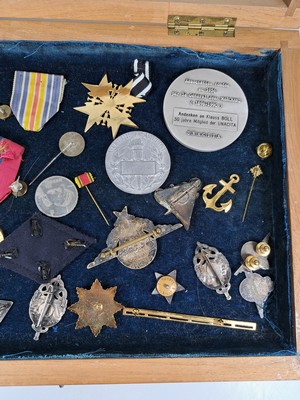 26964103c - Konvolut zur Legion Etrangere, französisch, 1940/50er-Jahre, sog. "Kepi ...