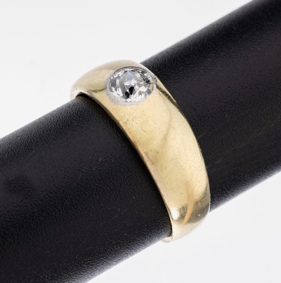 Image 26964129 - 14 kt Gold Diamant-Ring, um 1900, GG 585/000, Altschliffdiamant ca. 0.35 ct ...