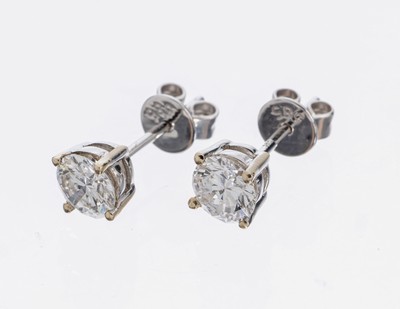 Image 26964187 - Paar 14 kt Gold Brillant-Ohrstecker, WG 585/000, 2 Brillanten zus. ca. 0.80 ct feines ...