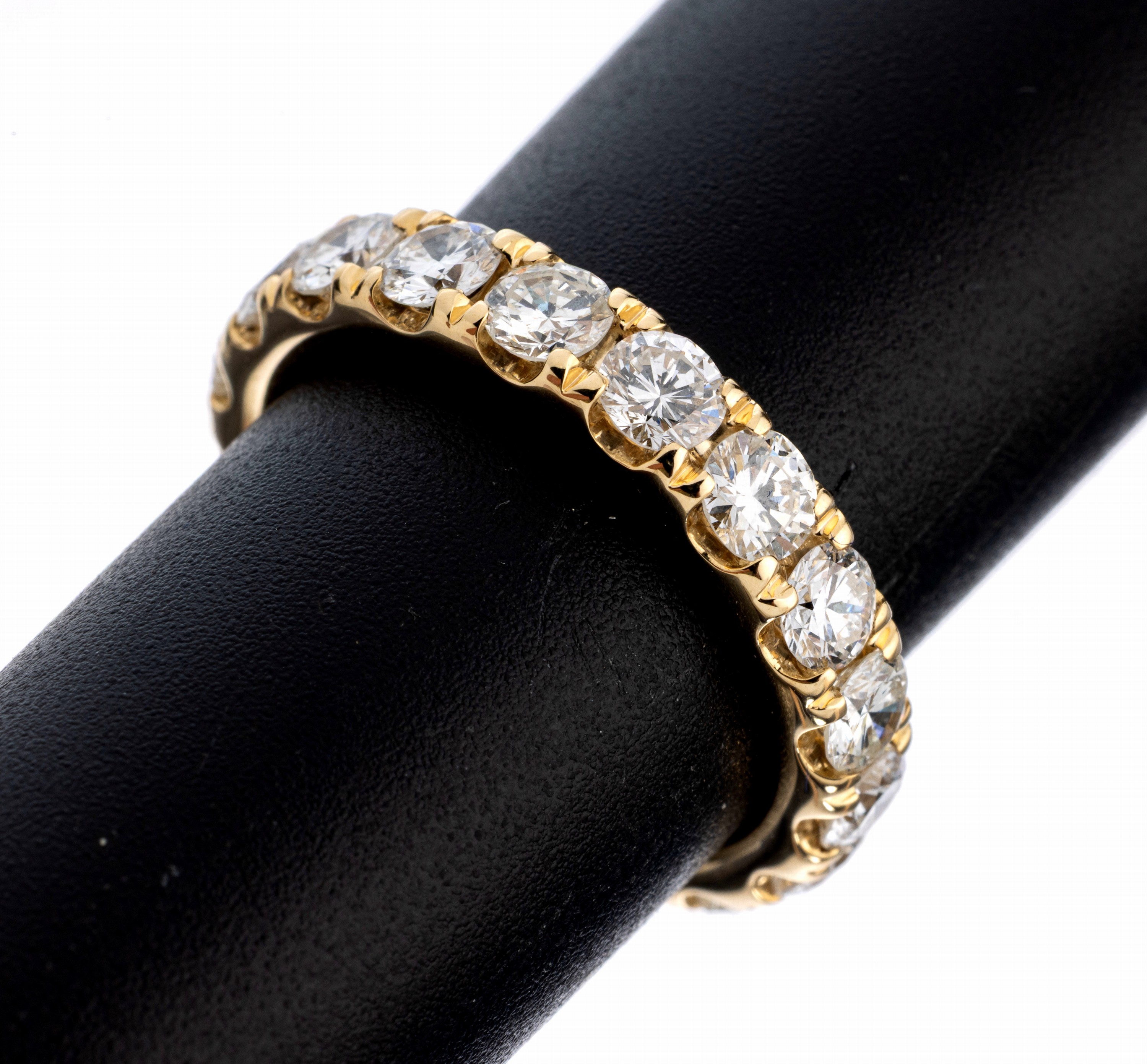 14 kt Gold Brillant-Memoryring, GG 585/000,18 Brillanten zus. ca. 2.98 ct Weiß-l.get. Weiß/vs-si, RW 55.5, ca. 4.9 g