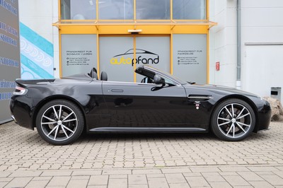 26964200b - Aston Martin V8 Vantage S Roadster, Fahrgestellnummer: SCFEKBEL1FGD19555, EZ 04/2015, 2. ...