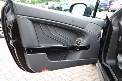 26964200j - Aston Martin V8 Vantage S Roadster, Fahrgestellnummer: SCFEKBEL1FGD19555, EZ 04/2015, 2. ...
