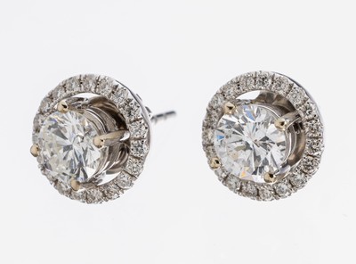 Image 26964276 - Paar 18 kt Gold Brillant-Ohrstecker, WG 750/000, 2 Brillanten zus. ca. 1.25 ct ...