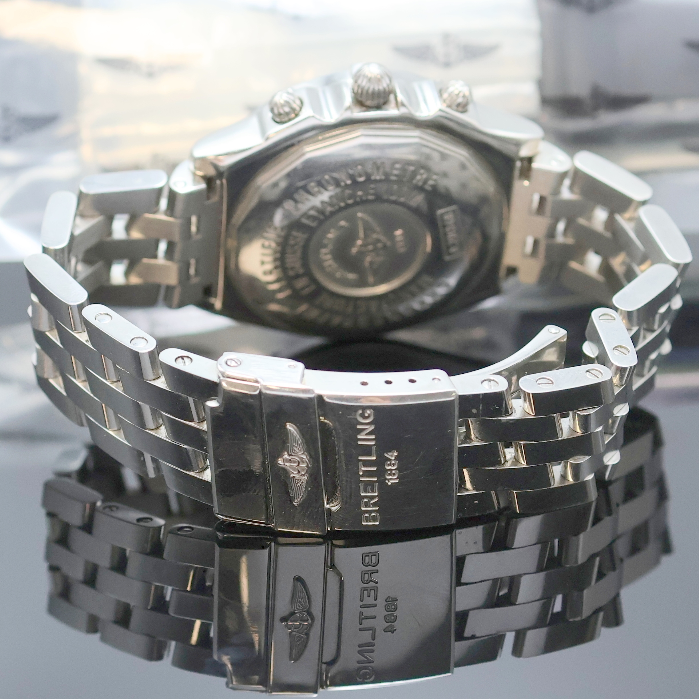 Detail b: BREITLING Chronomat Longitude Chronometer Armbandchronograph in Stahl Referenz A20348, Schweiz um 2000, Automatik, Boden u. Krone verschr., Pilotband ...