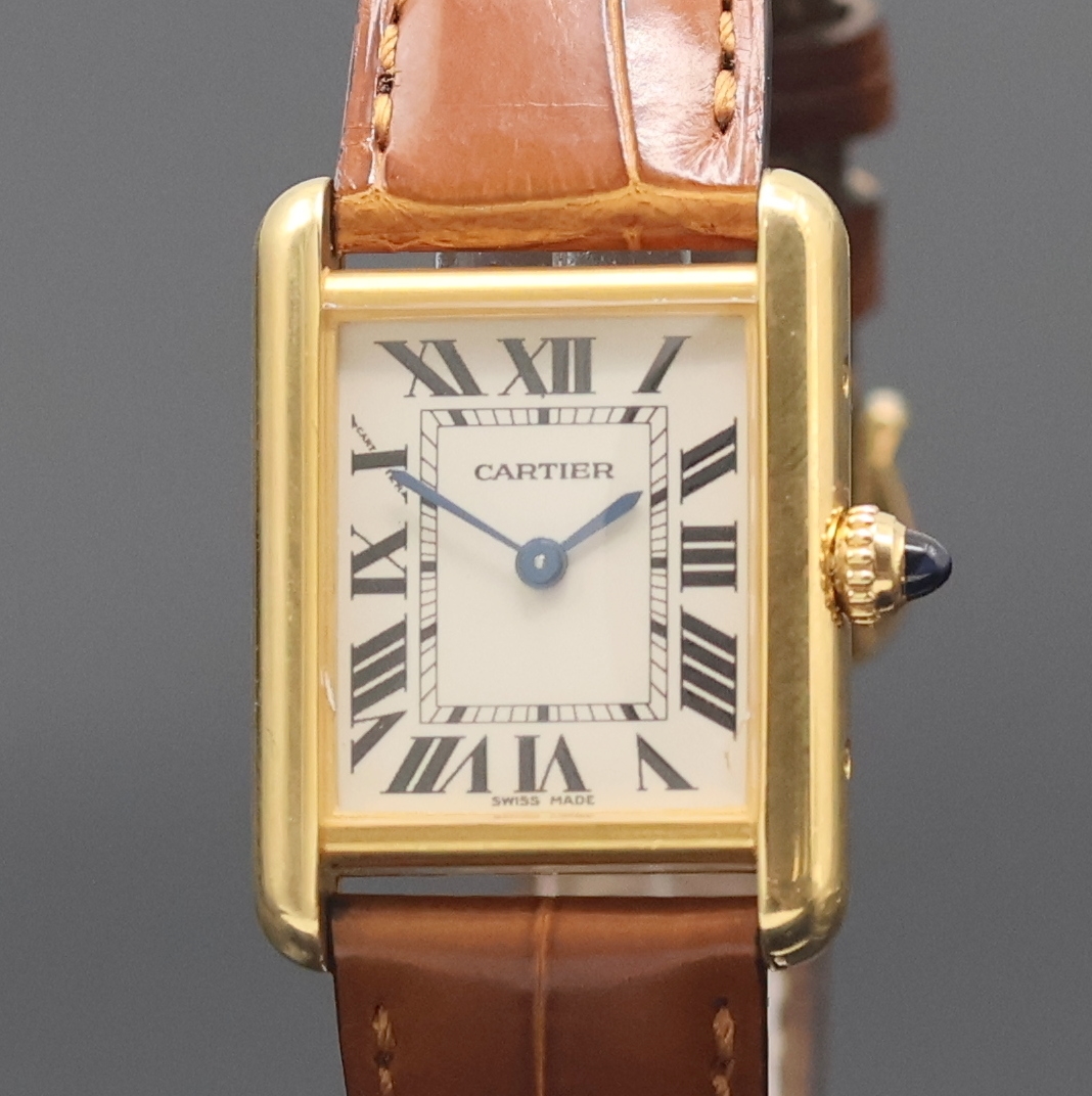 Detail a: CARTIER Damenarmbanduhr Tank Louis Cartier in GG 750/000 Referenz 2442, Schweiz um 2010, quarz, Boden 8-fach verschr., orig. Lederband m. orig. GG ...