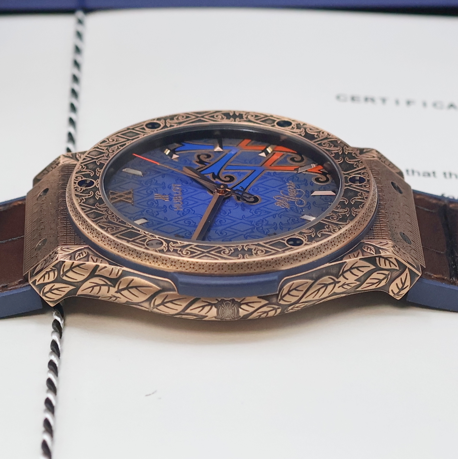 Detail e: HUBLOT extrem seltene, auf 20 Stück limitierte und nahezu neuwertige Herrenarmbanduhr Classic Fusion XX Special Edition Fuente 20th Anniversary Opus ...