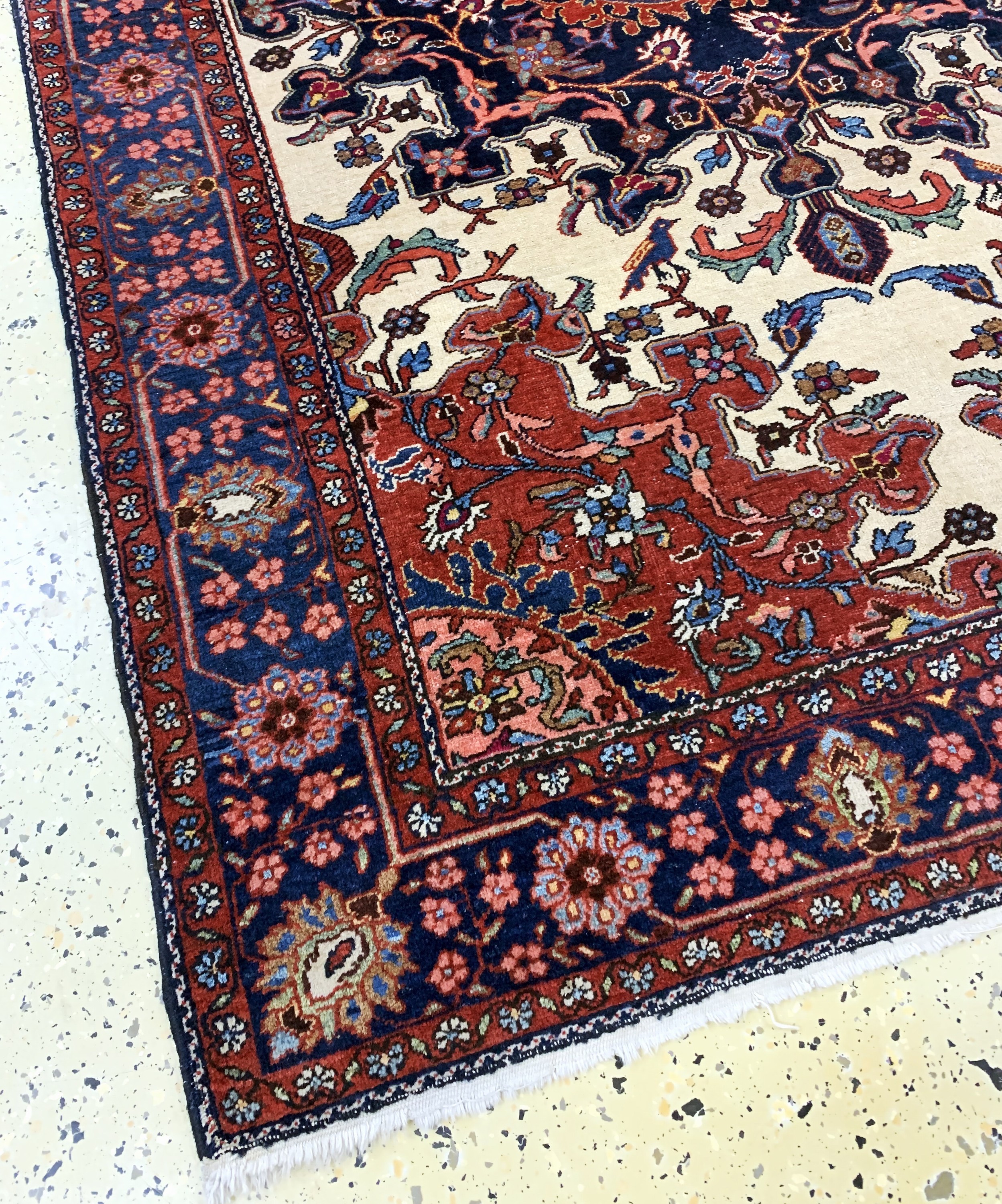 Detail b: Tafresch alt, Persien, Anfang 20.Jhd, Wolleauf Baumwolle, ca. 198 x 128 cm, EHZ: 3