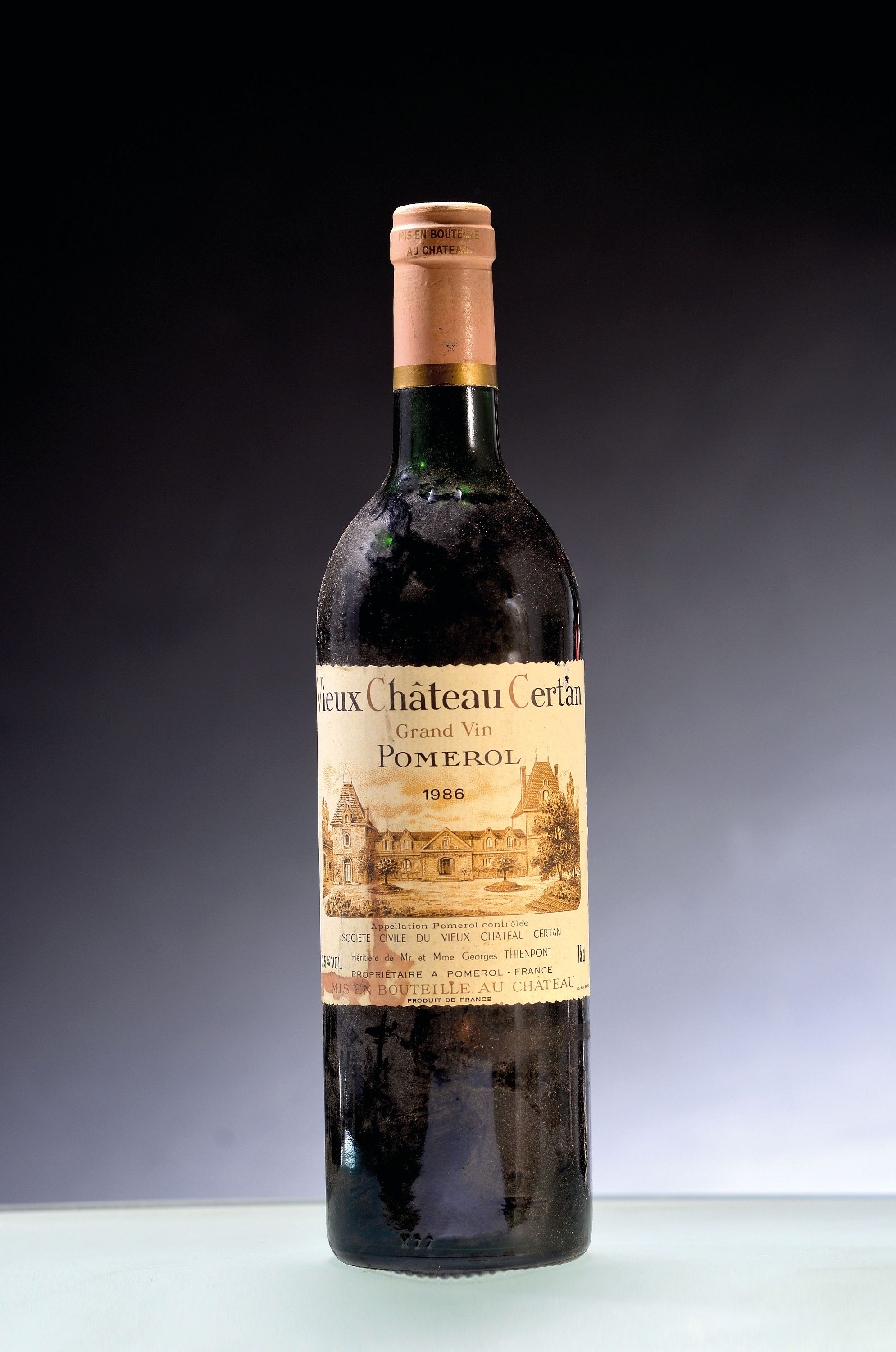 Image 26964351 - 1 Flasche 1986 Vieux Chateau Certan, Pomerol, Grand Vin, ca. 750ml, 12,5%Vol., Etikett ...