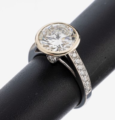 Image 26964328 - 18 kt Gold Brillant-Ring, WG 750/000, mittig ein Brillant 3.04 ct Weiß(H)/vs1, 16 ...