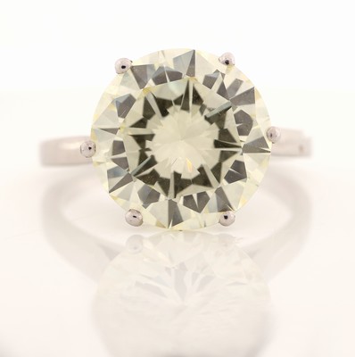 26964385d - 18 kt Gold Brillant-Ring, WG 750/000, Brillant 6.21 ct get.-light yellow ...