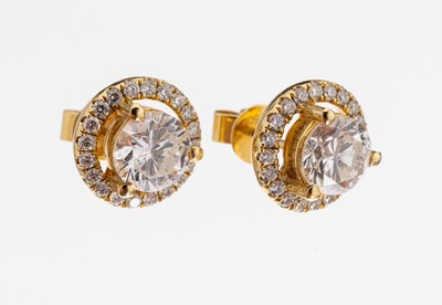 Image Paar 18 kt Gold Brillant-Ohrstecker, GG 750/000, 2 Brillanten zus. ca. 2.00 ct ...