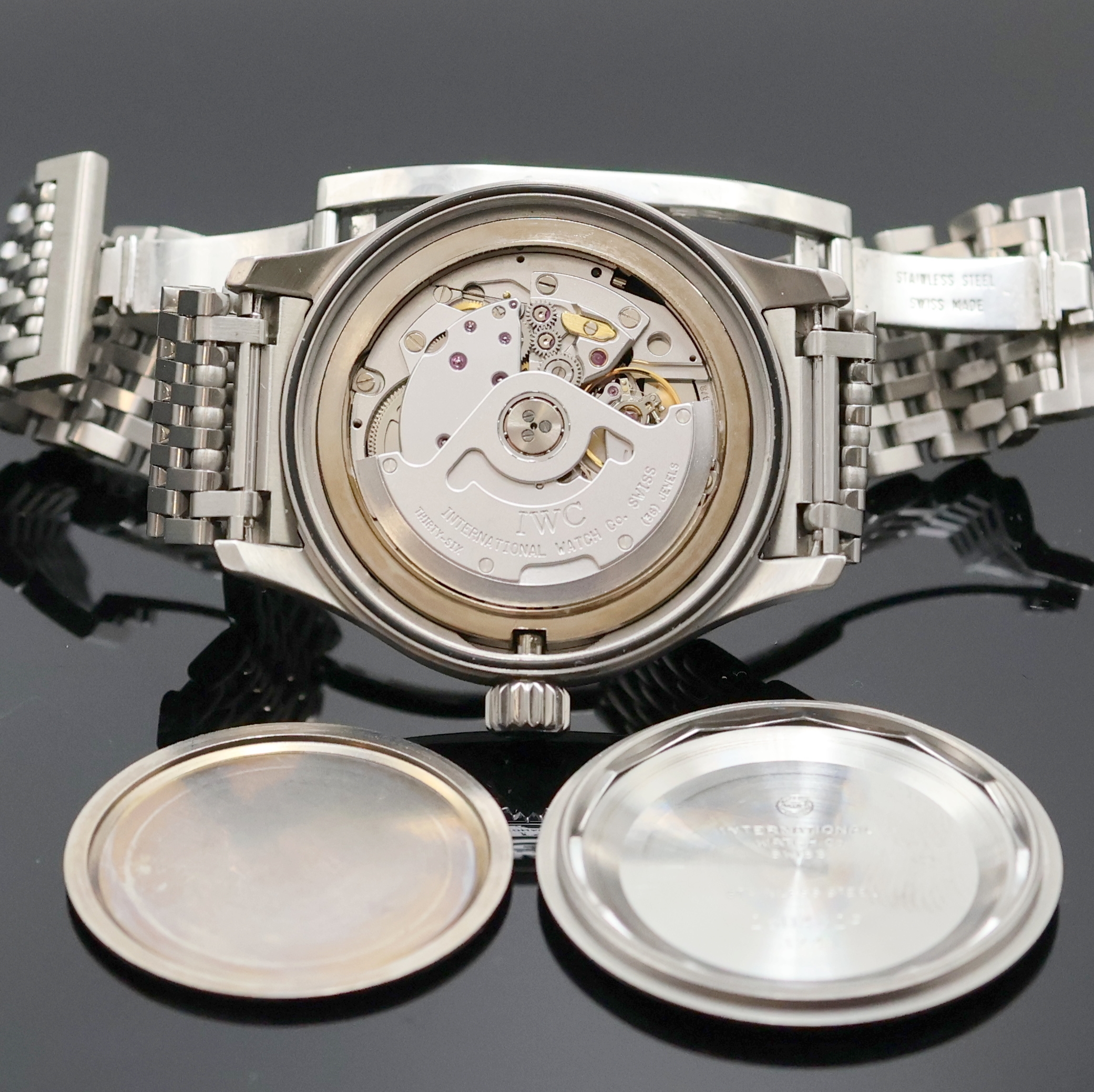 Detail f: IWC "Die Fliegeruhr" Mark XII Referenz 3240,Automatik, Schweiz um 1995, Edelstahlgeh. inkl. Gliederband m. dopp. Faltschl., Boden und Krone ...