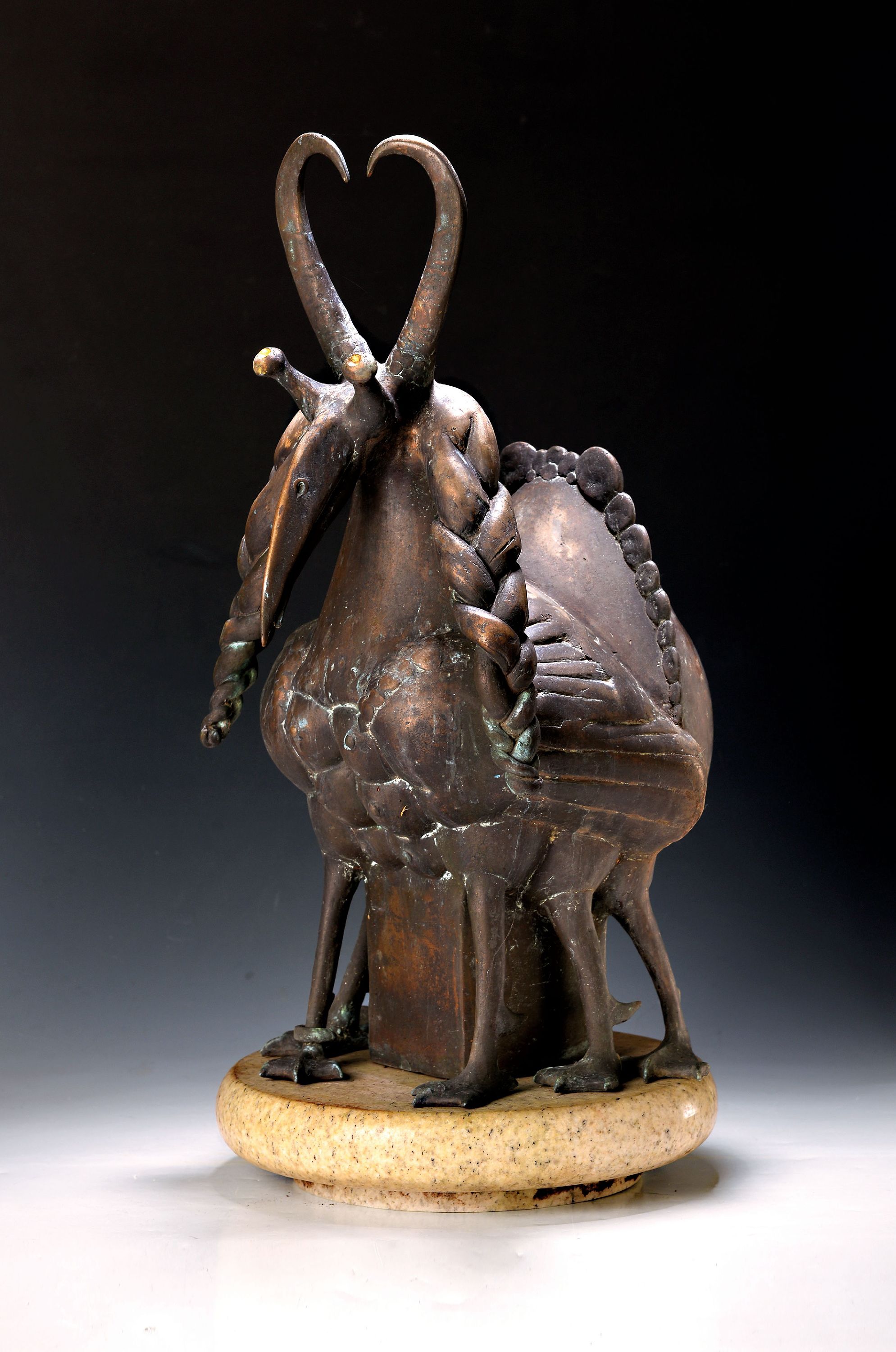 Gernot Rumpf, 1941 Kaiserslautern - 2025, große Elwetritsche, Bronzefigur, dat. AD 1996, sign. Gernot Rumpf und Signet, Interpretation des ...