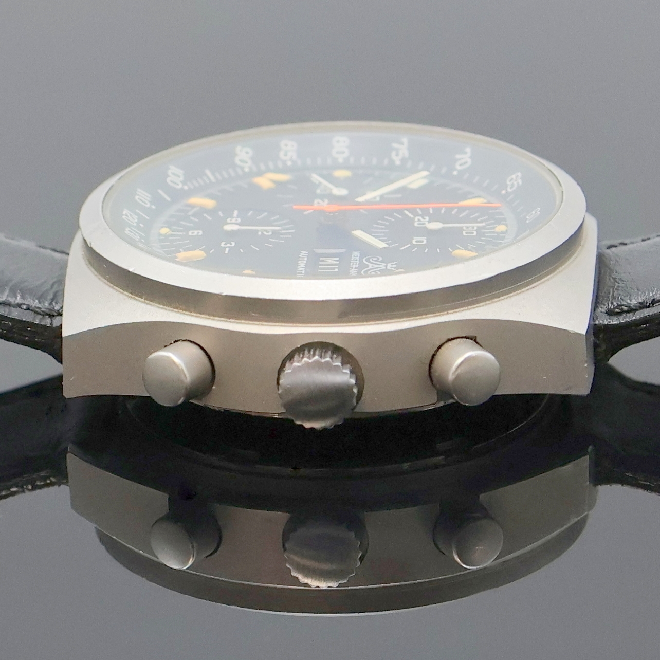Detail b: MEISTER-ANKER Armbandchronograph, Deutschland/Schweiz um 1990, Automatik, massives Edelstahlgeh., Boden verschr., schwarzes Zifferbl. m. ...