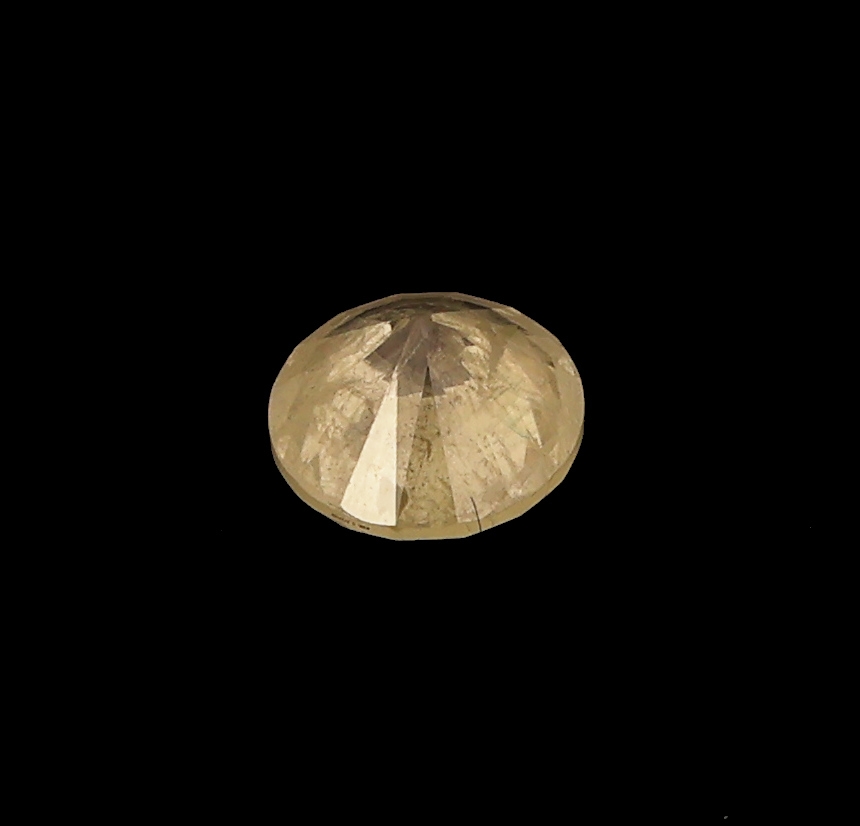 Detail b: Loser Brillant, 0.92 ct natural fancy yellow/si2, mit IGL-Expertise