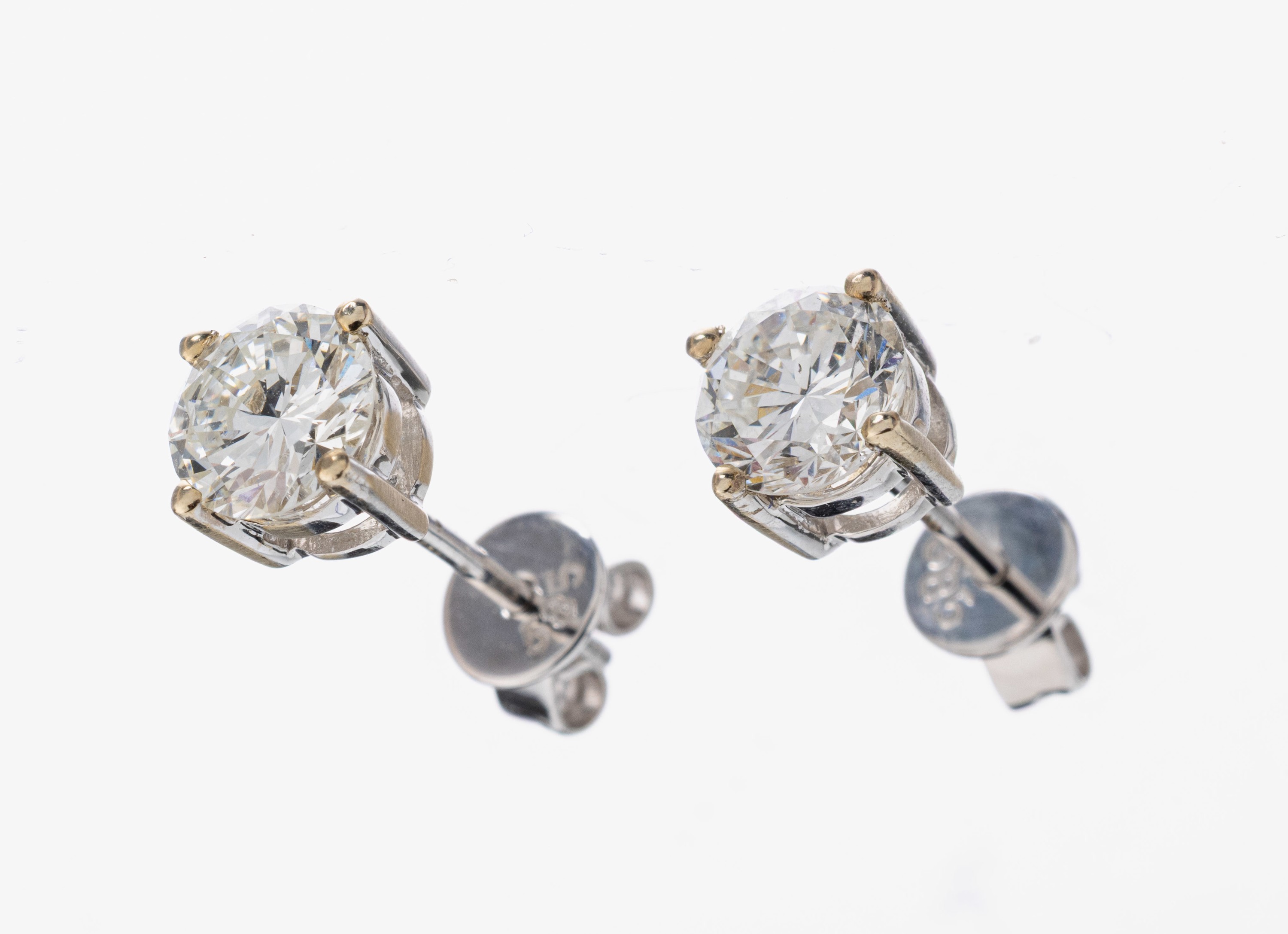 Image 26964890 - Paar 14 kt Gold Brillant-Ohrstecker, WG 585/000, 2 Brillanten zus. ca. 1.00 ct ...