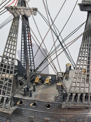 26964814e - Modellschiff, Italien, 20. Jh., 800er Silber, Modell des Dreimasters Peter Pan, ca. 580g ...