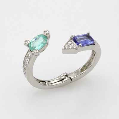 26964856b - Ring mit Farbsteinen und Brillanten, 900er Platin, Ringschiene versetzt und mit ...