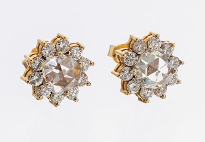 Image Paar 18 kt Gold Diamant-Ohrstecker, GG 750/000, 2 Diamantrosen zus. ca. 1.50 ct l.get. ...