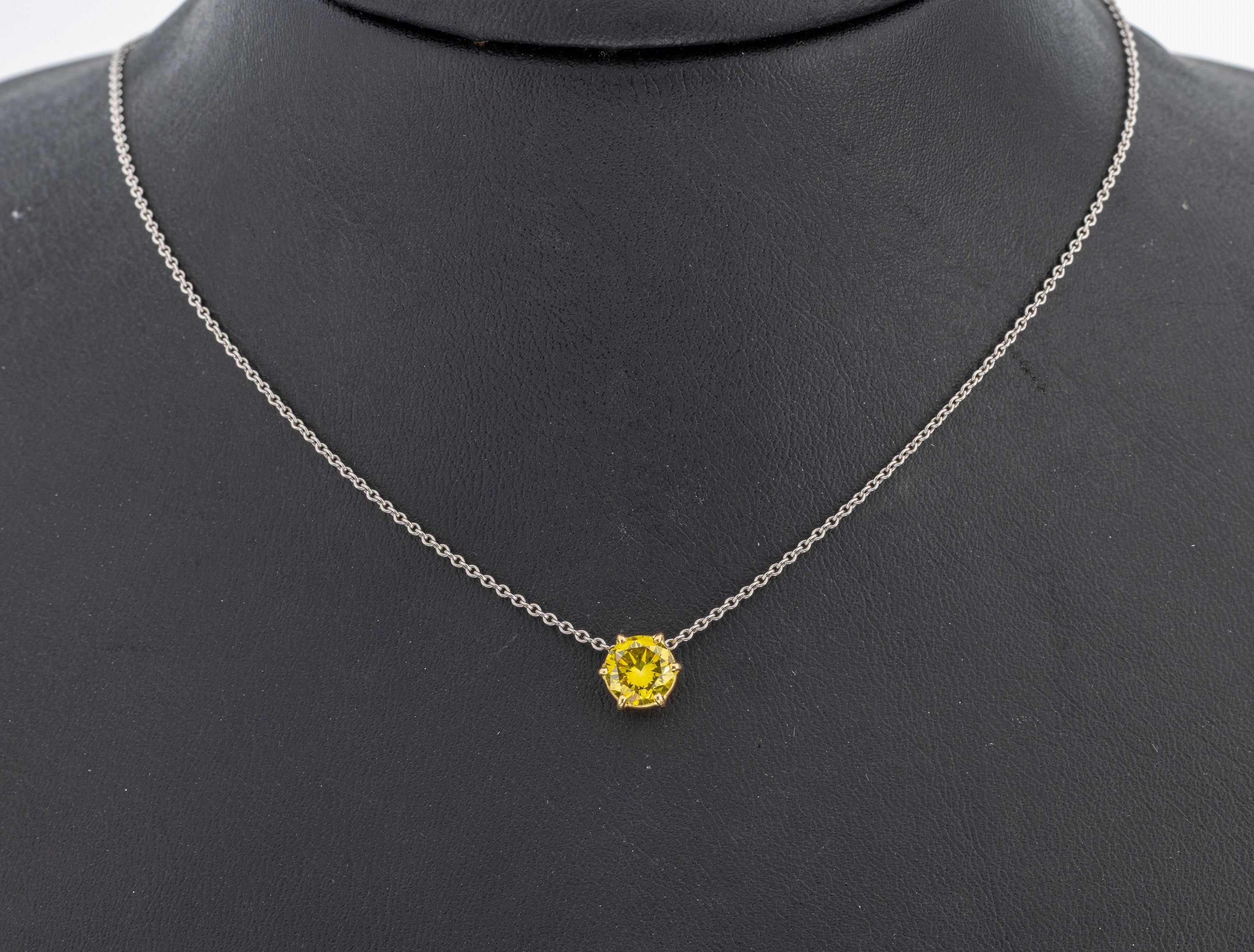 Image 26965102 - 18 kt Gold und Platin Brillant-Collier, GG 750/000 und Pt, Brillant ca. 1.05 ct Gelb ...