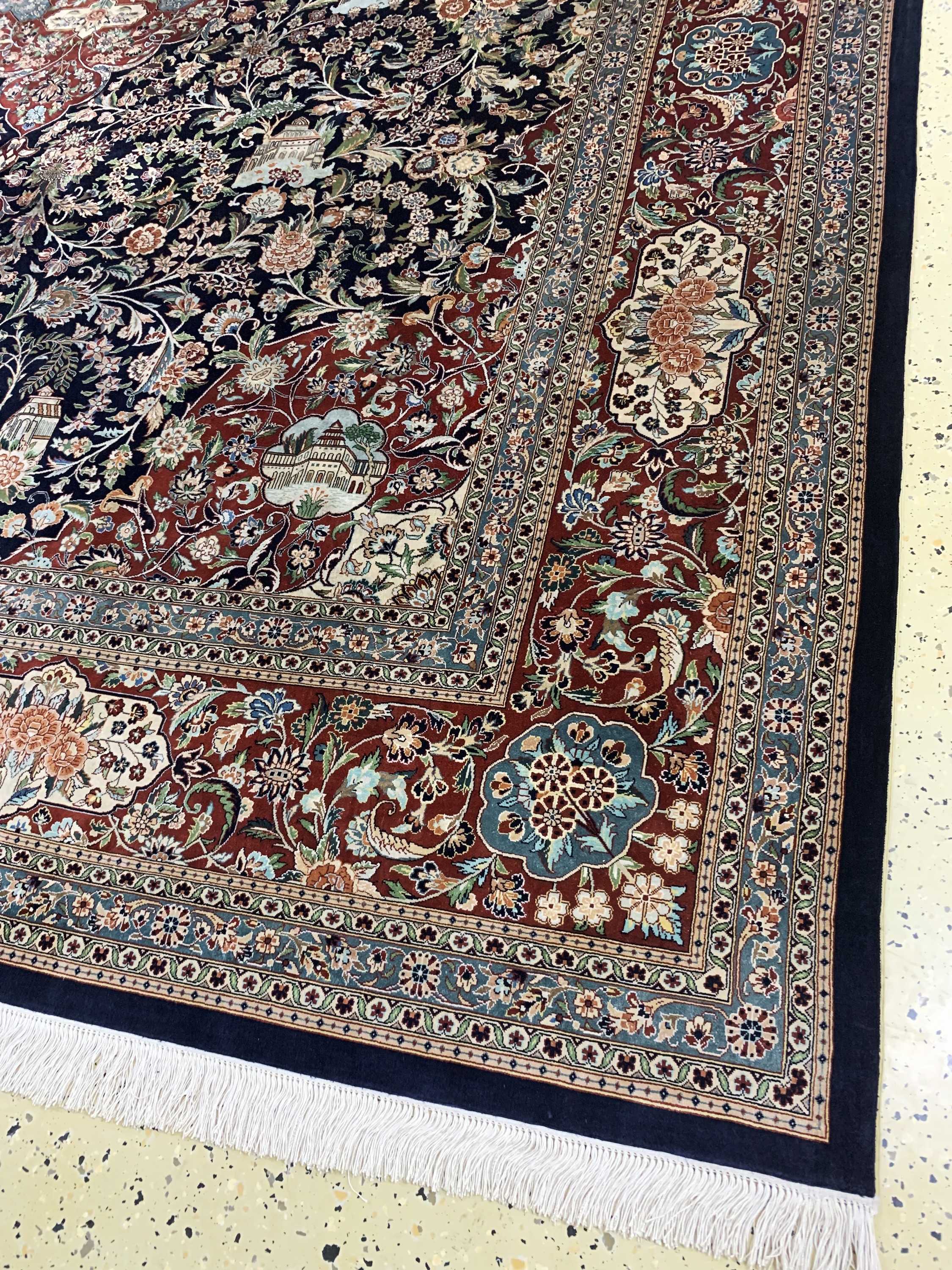 Detail a: Hereke Seide fein, China, Mitte 20.Jhd, reine Naturseide, ca. 352 x 262 cm, Reinigungsbedürftig, EHZ: 1-2