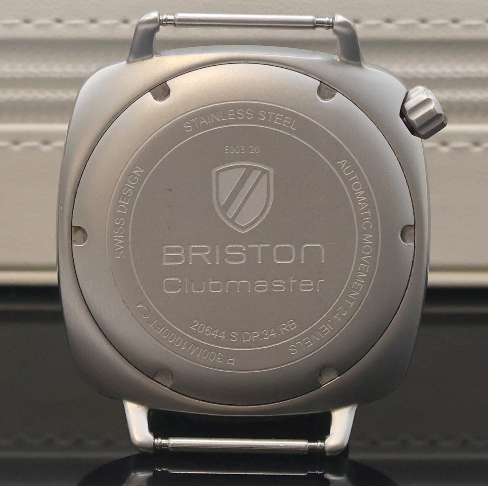 Detail d: BRISTON Clubmaster Diver Herrenarmbanduhr Referenz 20644.S.DP.34.RB, Frankreich/Schweiz, Design um 2020, Automatik, massives Stahlgeh. inkl. ...