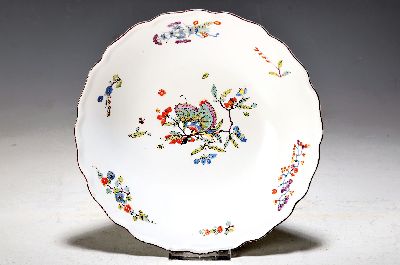 Image Tiefer Teller, Meissen, 18. Jh., Porzellan, bunt bemalt im Kakiemondekor, brauner Rand, ...