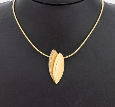 Image 26965489 - 18 kt Gold Brillant-Anhänger, GG 750/000, matt. und pol., abstrakt floral, 16 ...
