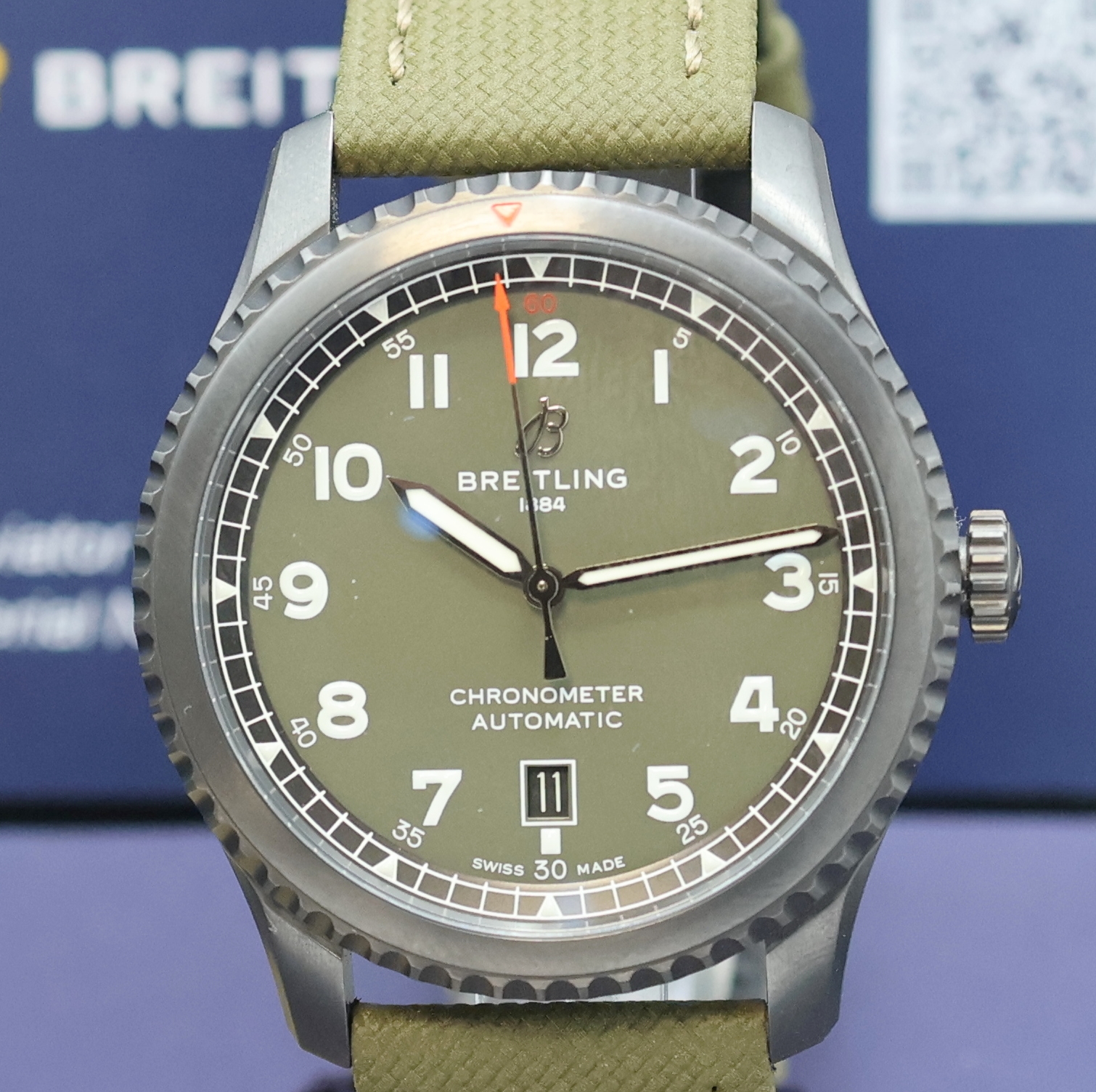 Detail a: BREITLING Aviator 8 Black Steel Curtiss Warhawk Armbandchronometer Referenz M17315, Automatik, Schweiz um 2020, geschw. Edelstahlgeh. inkl. orig. ...
