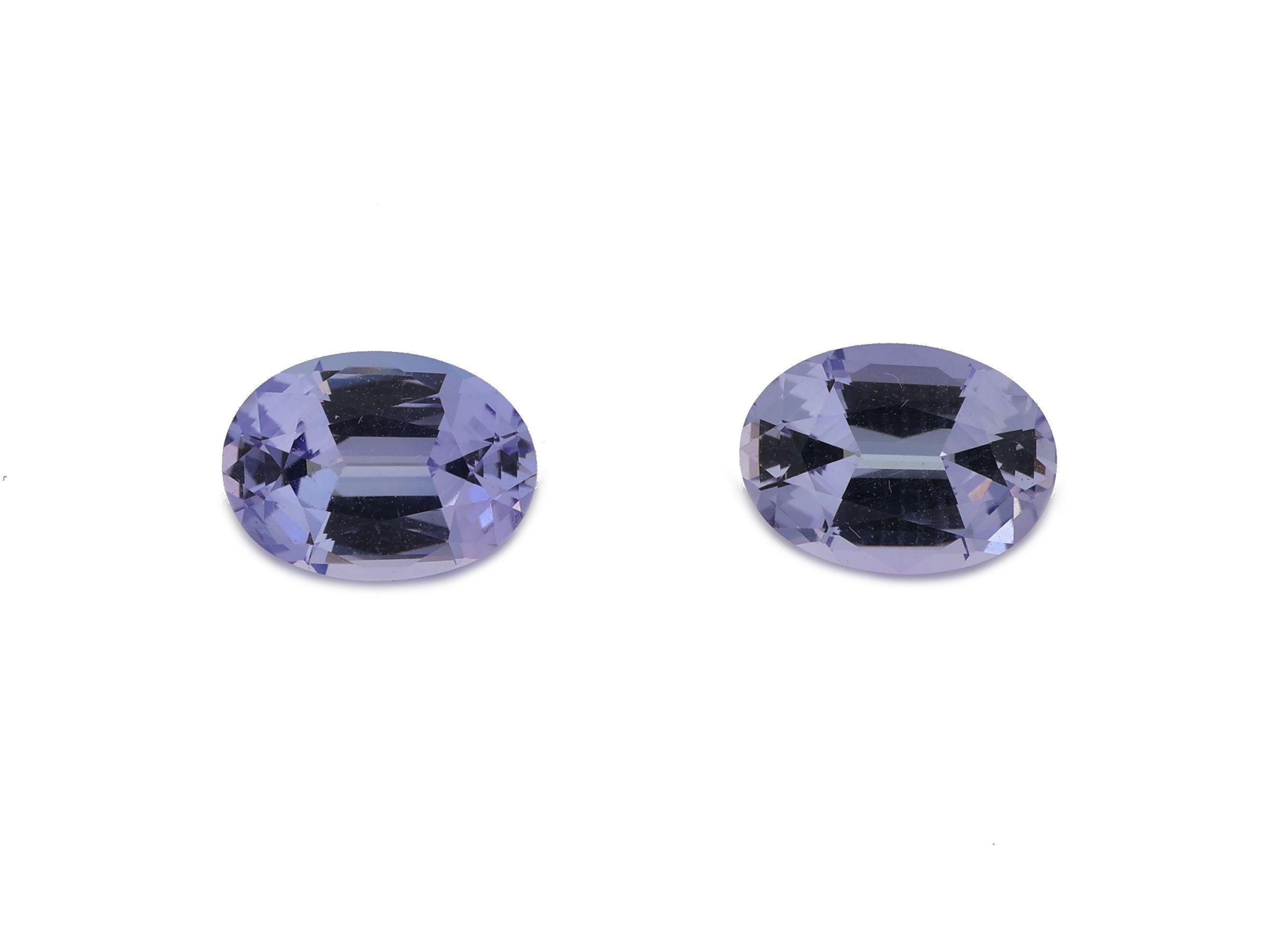 Tansanit-Paar, ovalfacett. zus. ca. 2.05 ct