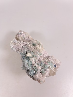 26966407e - Konvolut aus 6 Turmalinen in Quarz, Afghanistan, blaue, türkisfarbene und schwarze ...