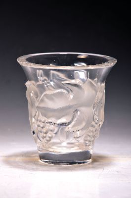 Image 26966421 - Glasvase, Lalique, Frankreich, 1980/90er-Jahre, farbloses Glas, reliefierte Wandung, ...