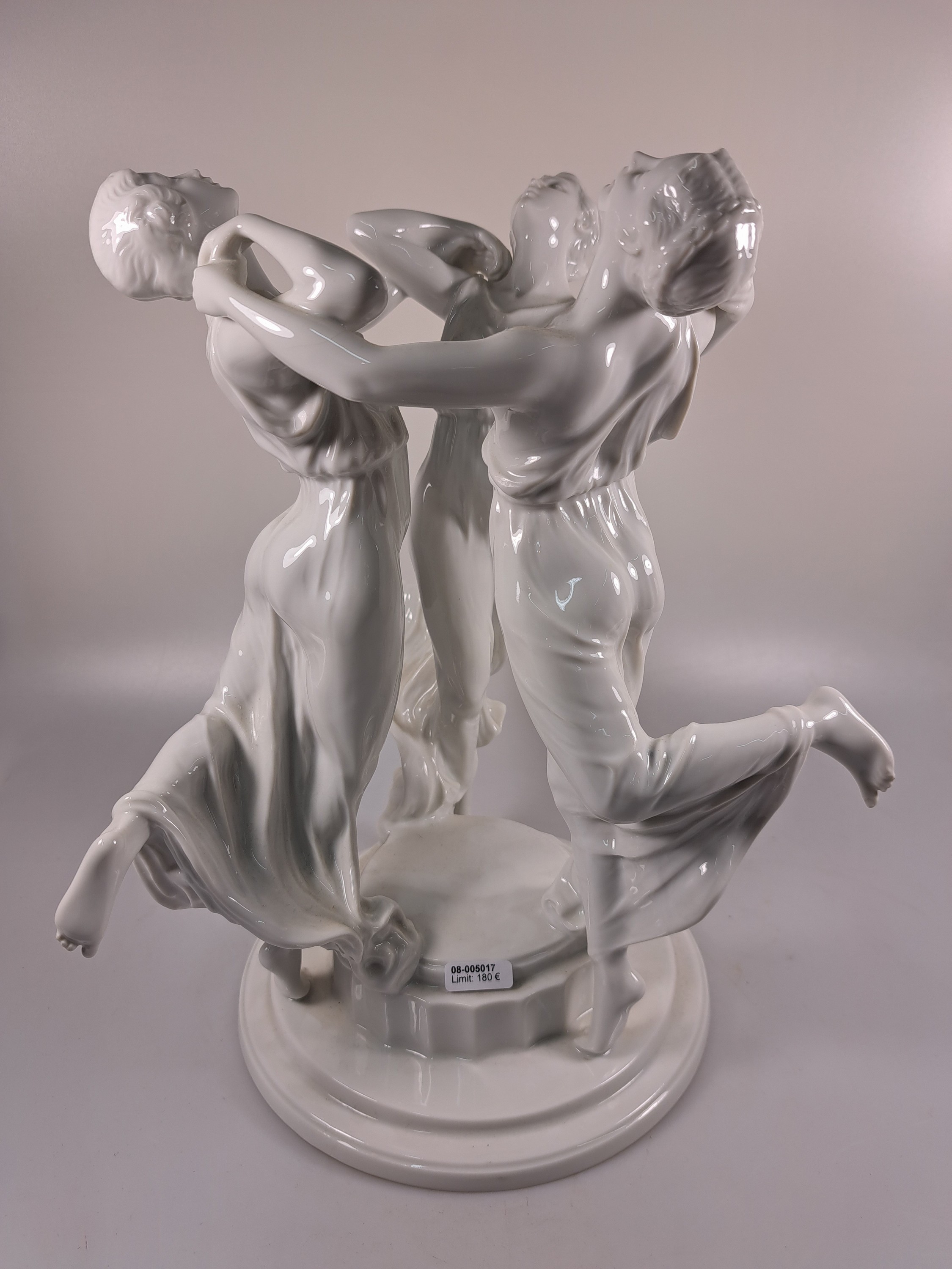 Detail b: Porzellangruppe/-Figur, Rosenthal, "Festreigen", Entwurf Karl Himmelstoss um 1913, frühe Ausformung um 1915-20, Rosenthal Selb Bavaria, ...