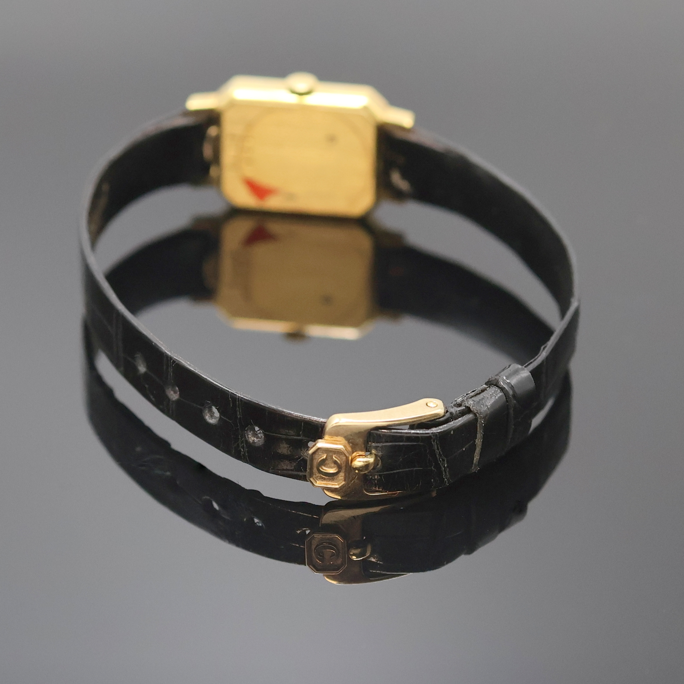 Detail b: CHOPARD Damenarmbanduhr in GG 750/000, Schweiz um 1975, quarz, Boden aufgedr., orig. Lederband m. verg. Dornschl., goldfarb. Zifferbl. m. gold. ...