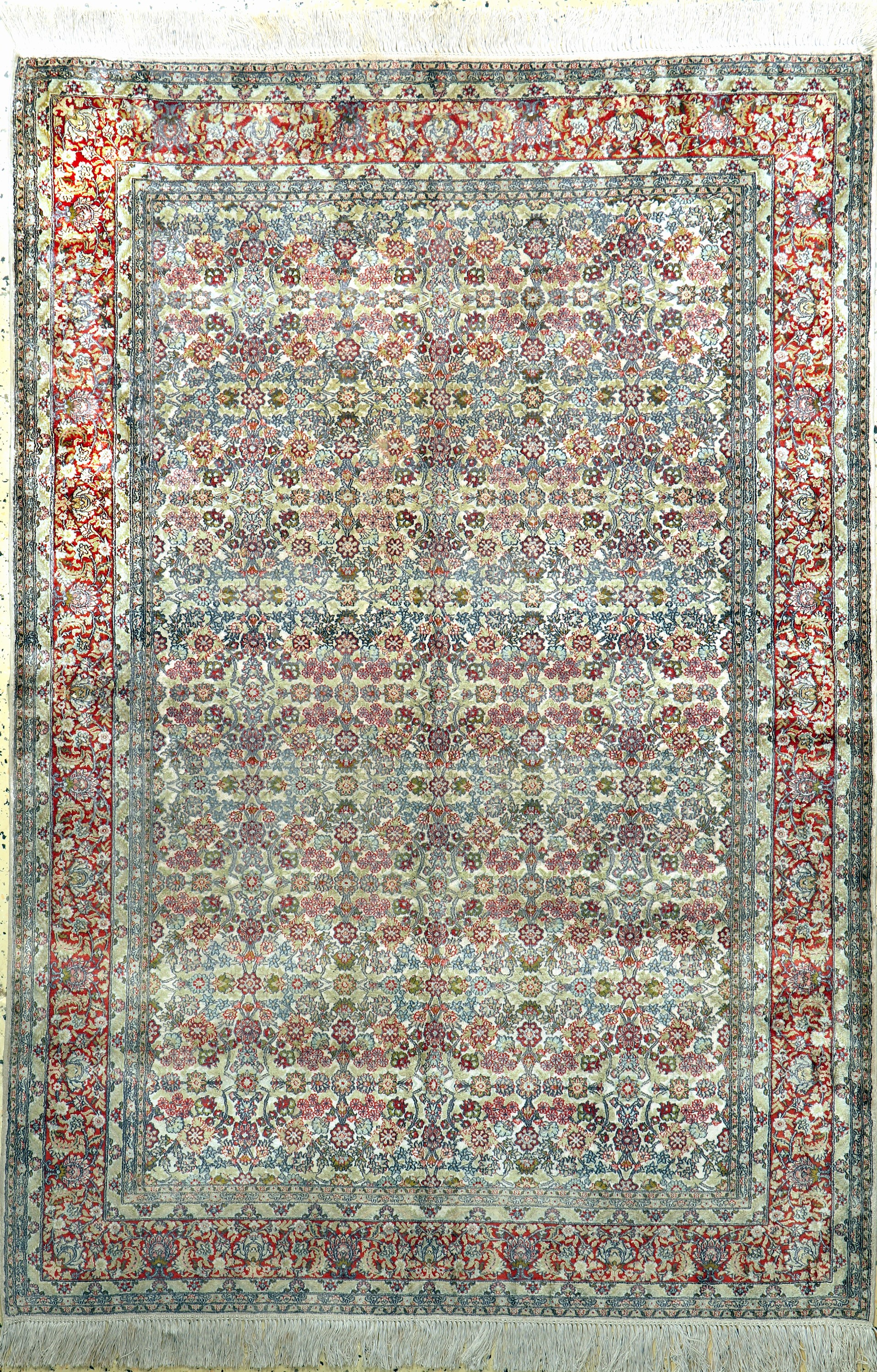 Hereke Seide fein, China, Ende 20.Jhd, reine Naturseide, ca. 185 x 125 cm, Reinigungsbedürftig, EHZ: 2