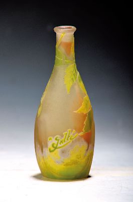 Image 26966671 - Kleine Vase, Galle, 1904/06, farbloses Glas partiell orangefarbener Innenüberfang, ...