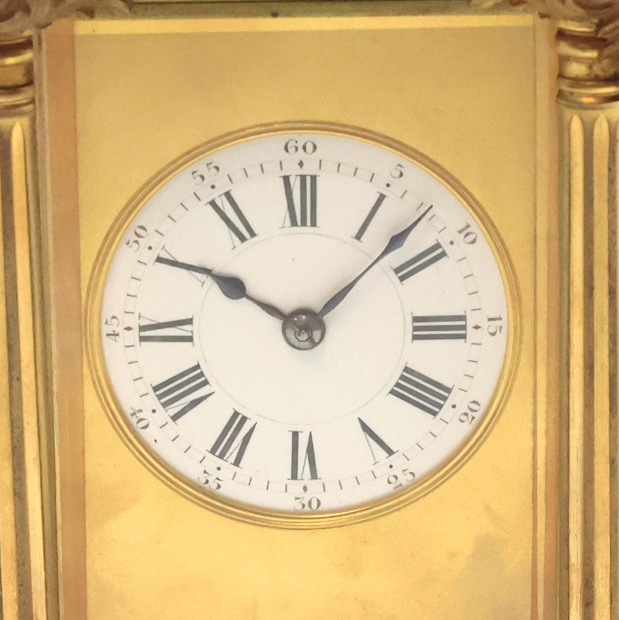 Detail a: HENRI JACOT 8 Tage Reiseuhr mit Schlagwerk und Repetition, Frankreich um 1880, Messinggeh. m. Verzierung 5-fach vergl., verg. Frontplatte m. ...