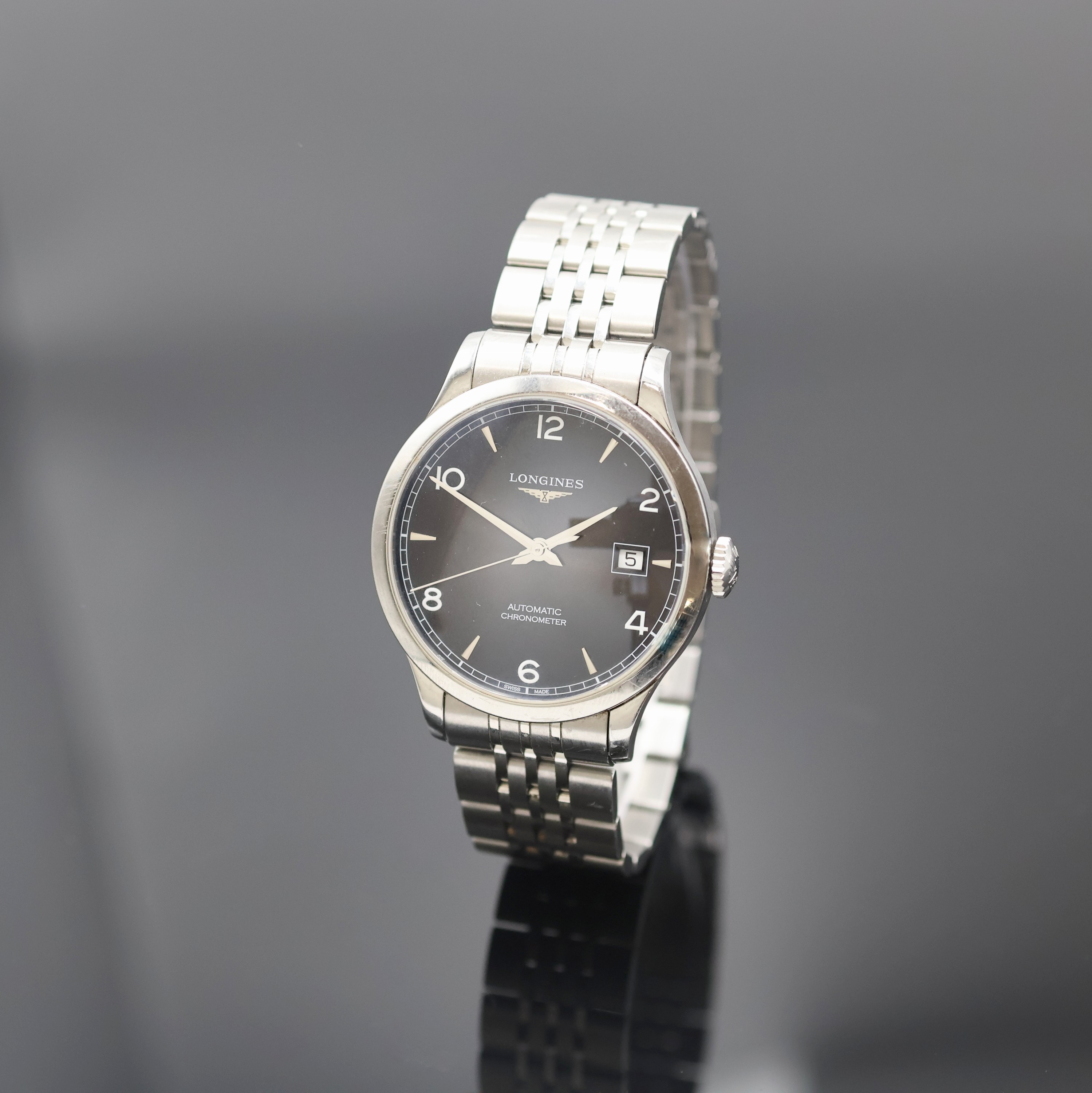 LONGINES Record Chronometer Armbanduhr Referenz L2.820.4, Schweiz verk. lt. Pap. 06/2024, Automatik, beids. vergl. Edelstahlgeh. inkl. orig. ...