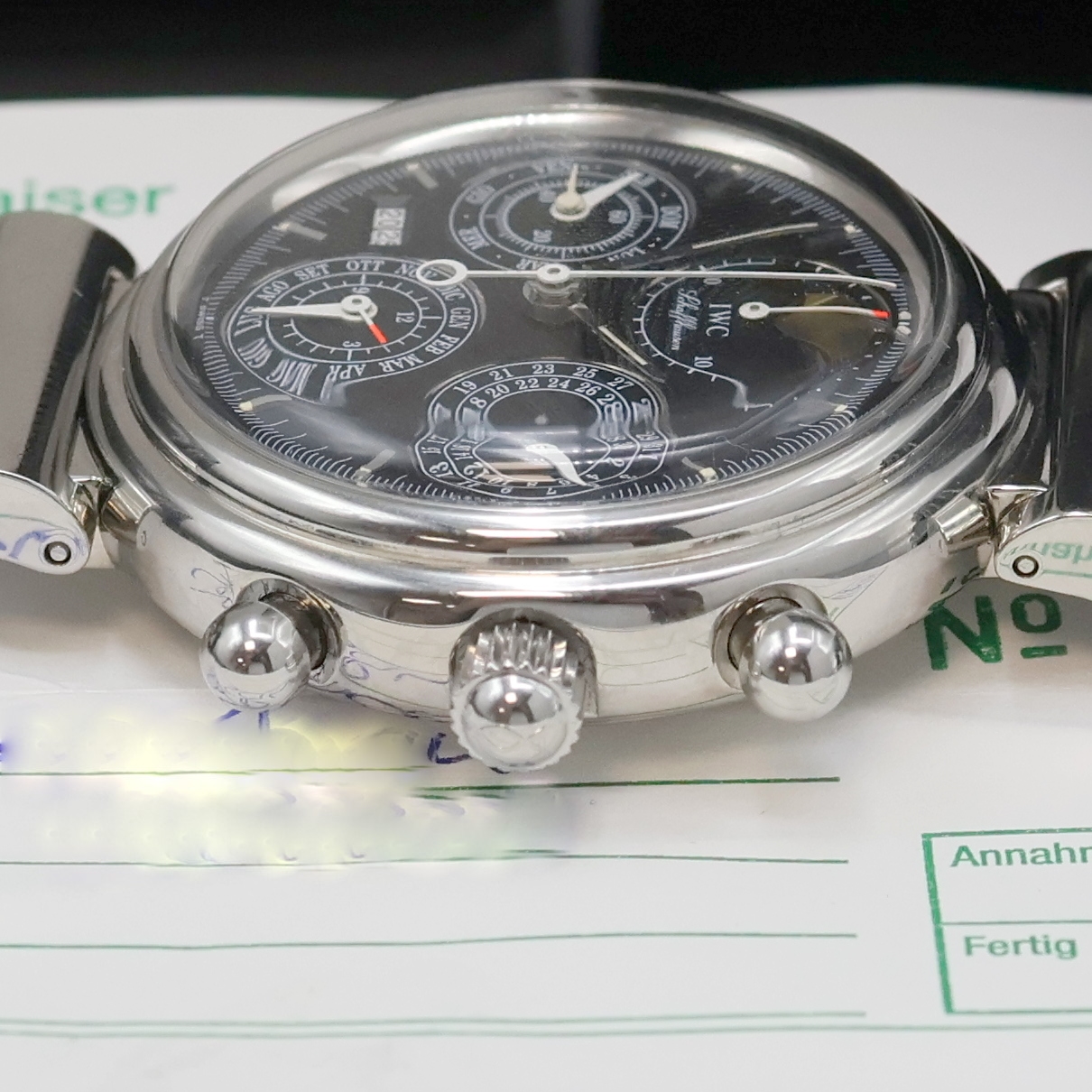 Detail e: IWC astronomischer Armbandchronograph Da Vinci mit ewiger Kalender Referenz IW3750, Schweiz um 2000, Automatik, Edelstahlgeh. inkl. orig. Lederband ...