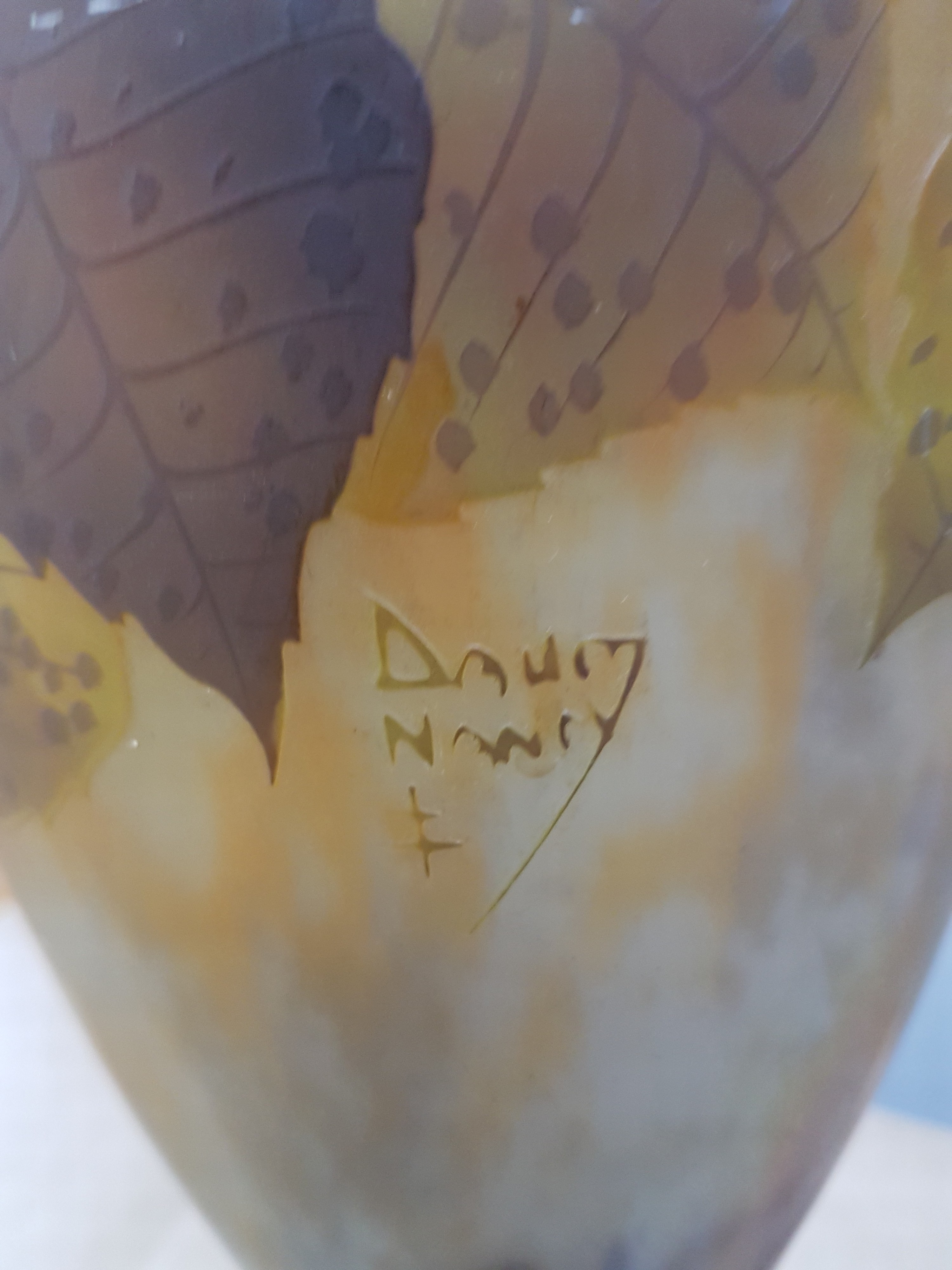 Detail f: Sehr große Doppelhenkelvase, "Peuplier", Daum Fréres, Nancy, um 1910, amphorenförmige Vase mit zwei aufgesetzten Henkeln, leicht ...