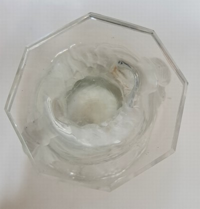 26966948d - Vase ´Faune´, Lalique, Entwurf 1931, Ausformung bis 1951, kristallweißes reliefiertes ...