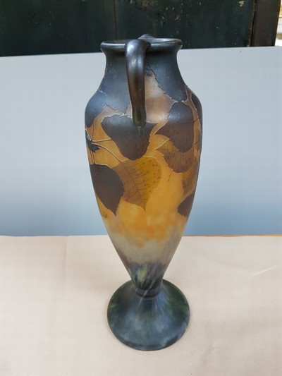 26966957d - Sehr große Doppelhenkelvase, ´Peuplier´, Daum Fréres, Nancy, um 1910, amphorenförmige ...