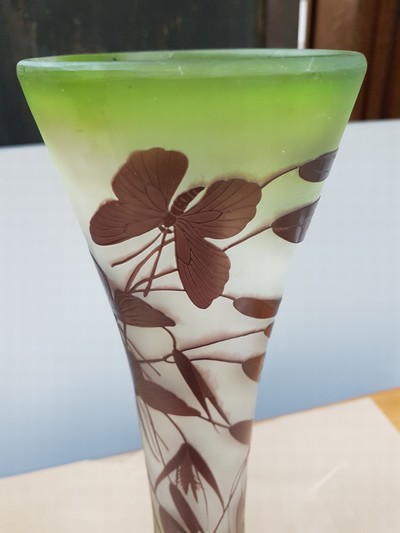 26966960i - Große Vase, Emile Gallé, um 1900-10, Dekor von filigranen Gräsern und ...