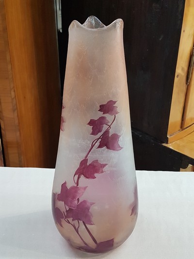 26966961c - Große Vase, Legras, um 1900, roter stilisierter Ahornblatt-Dekor, farbloses ...